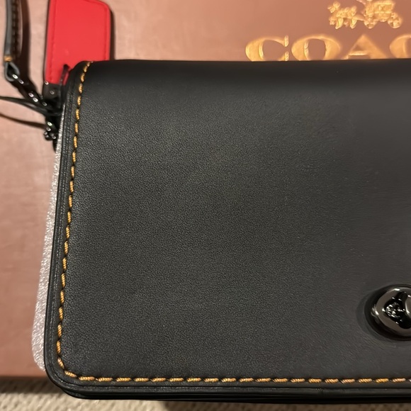 Coach Mickey Mouse - Picture 6 of 16